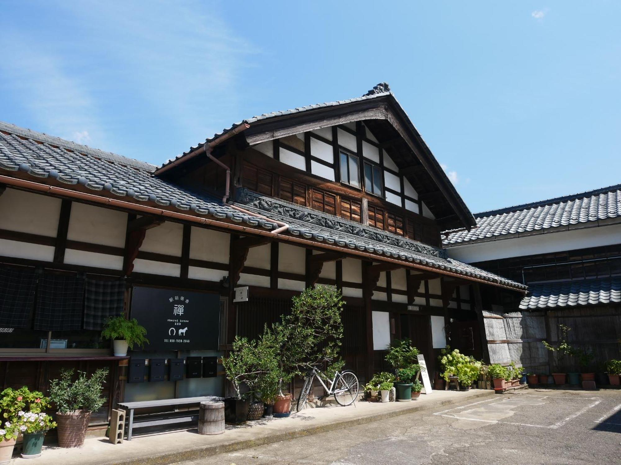 駅前宿舎 禪 Shared House Zen Eiheiji Exteriér fotografie
